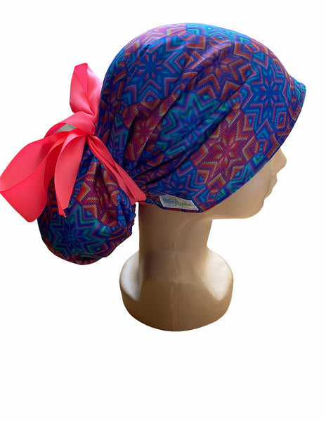 GORRO DE TOALLA CON MICROFIBRA ARTE HUICHOL ROSA